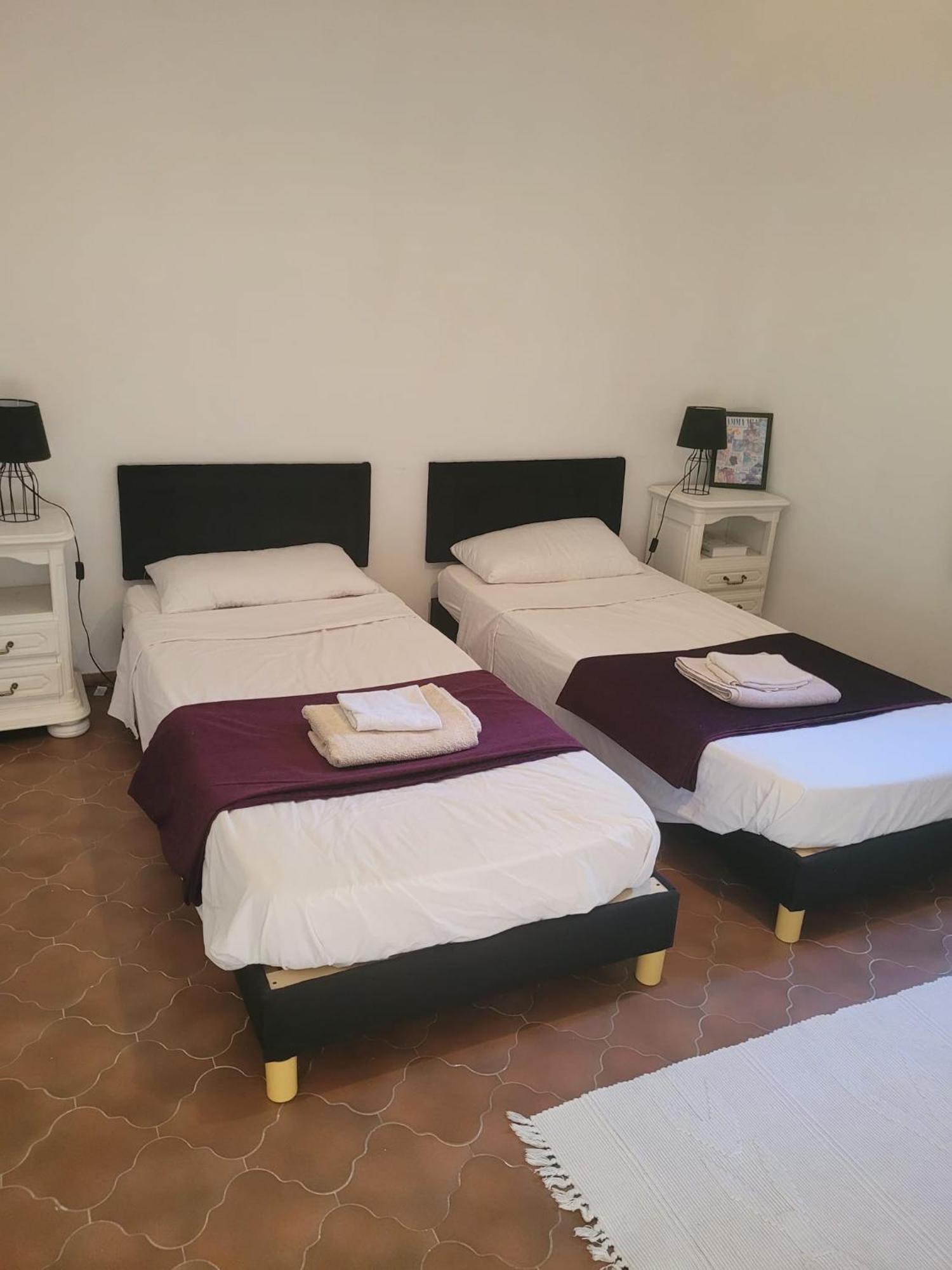 Appartement Proche Aeroport Marseille Marignane - Studio Confortable - Logement Ideal - Hebergement Tout Equipe Rognac Exterior foto